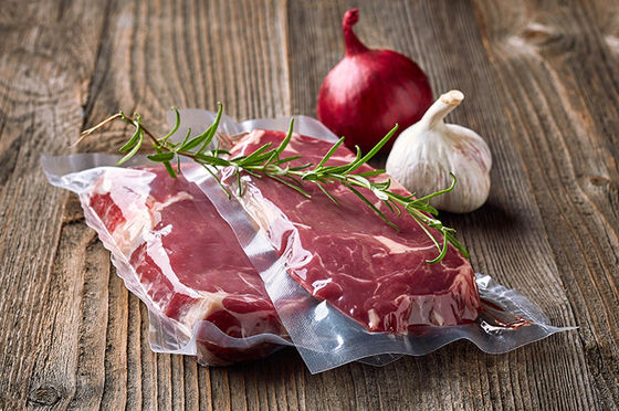 Película PA/EVOH/PE/PVDC de alta barreira para alimentos para embalagens de salsichas/pernilhos